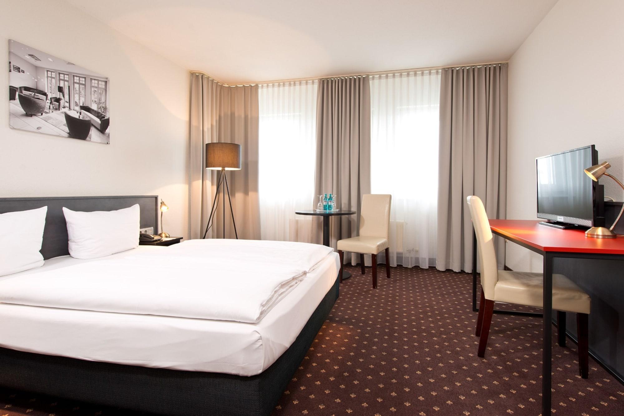 Achat Hotel ฮอคเคนไฮม์ ภายนอก รูปภาพ