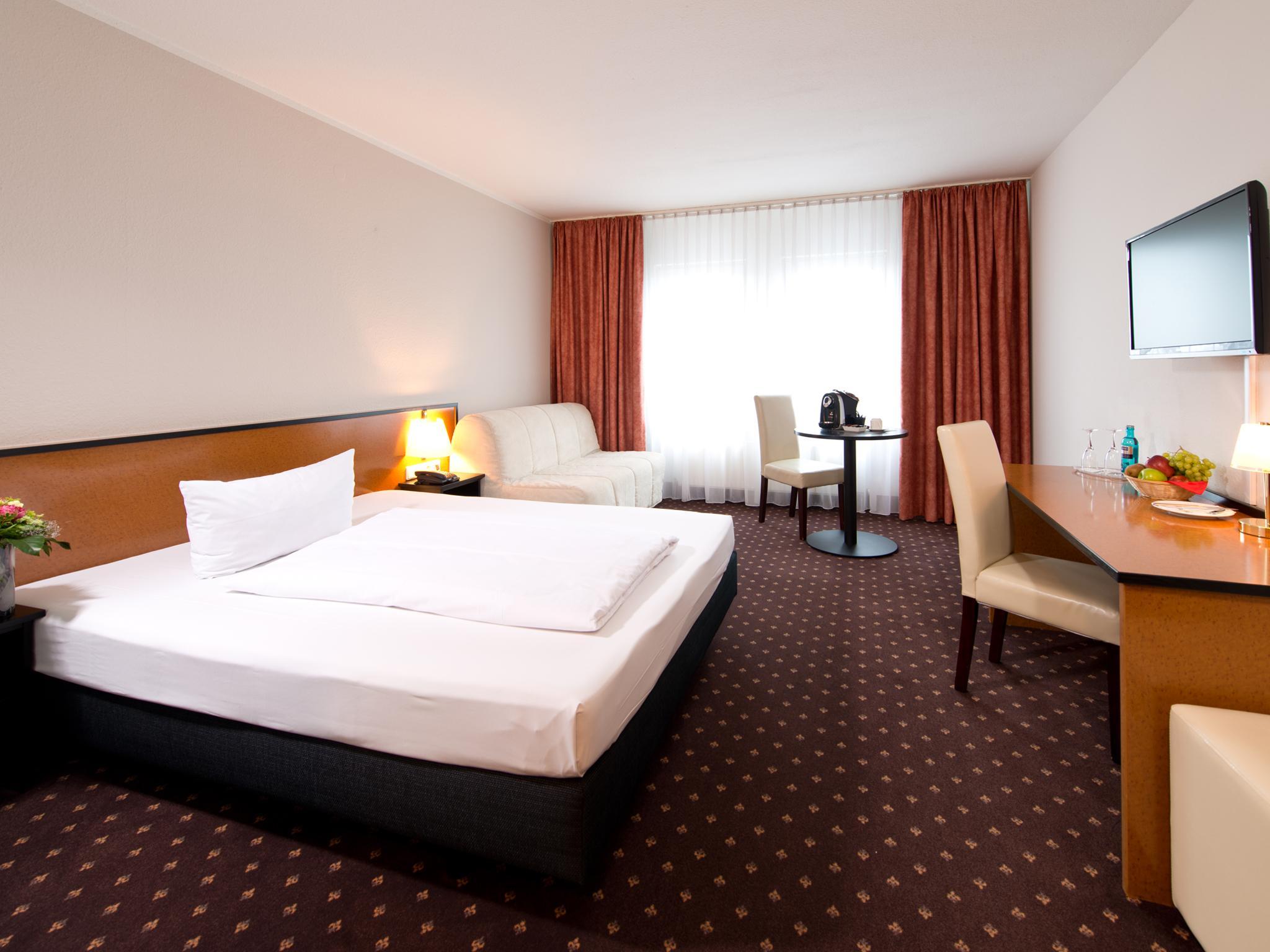 Achat Hotel ฮอคเคนไฮม์ ภายนอก รูปภาพ