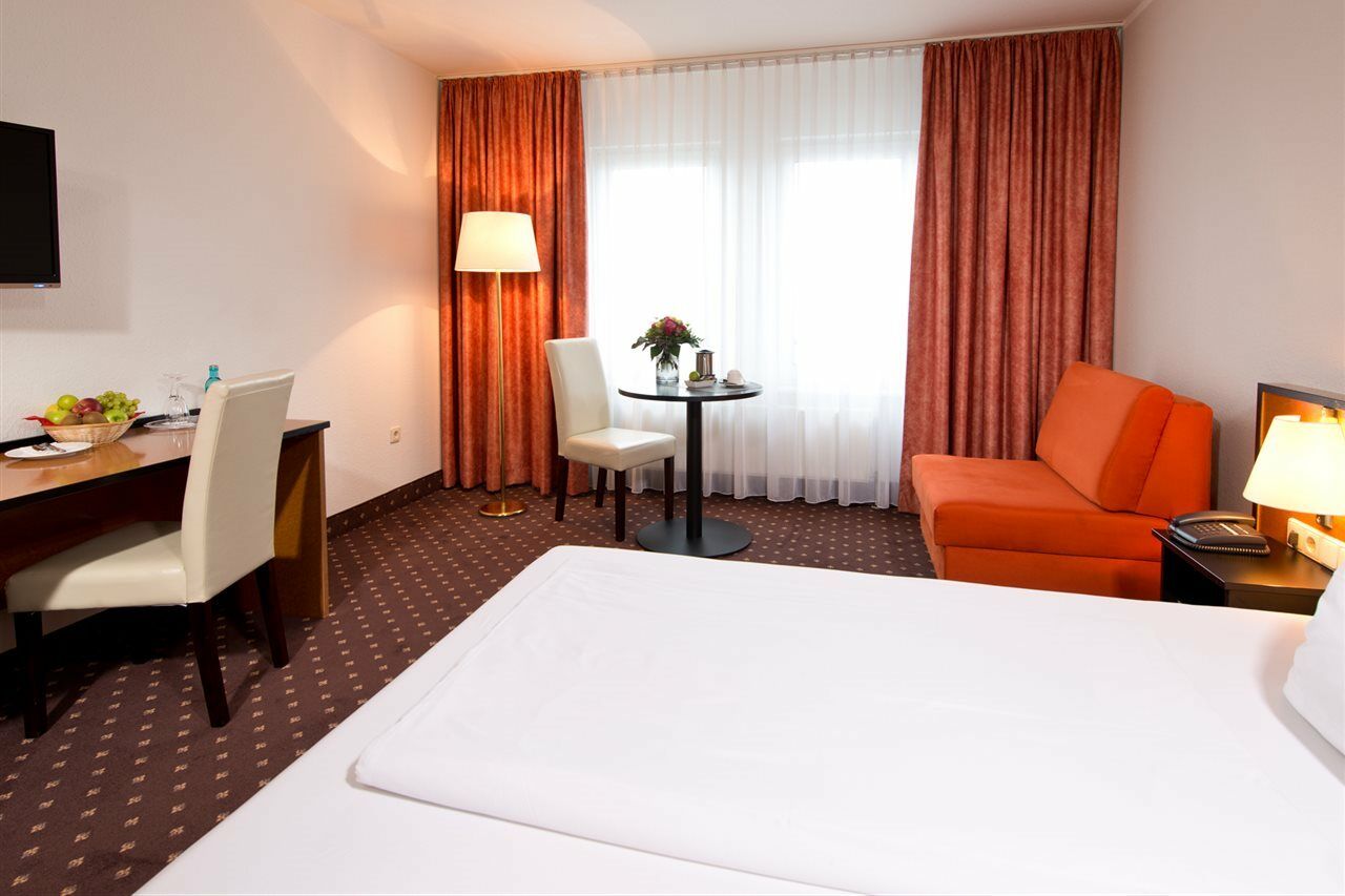 Achat Hotel ฮอคเคนไฮม์ ภายนอก รูปภาพ